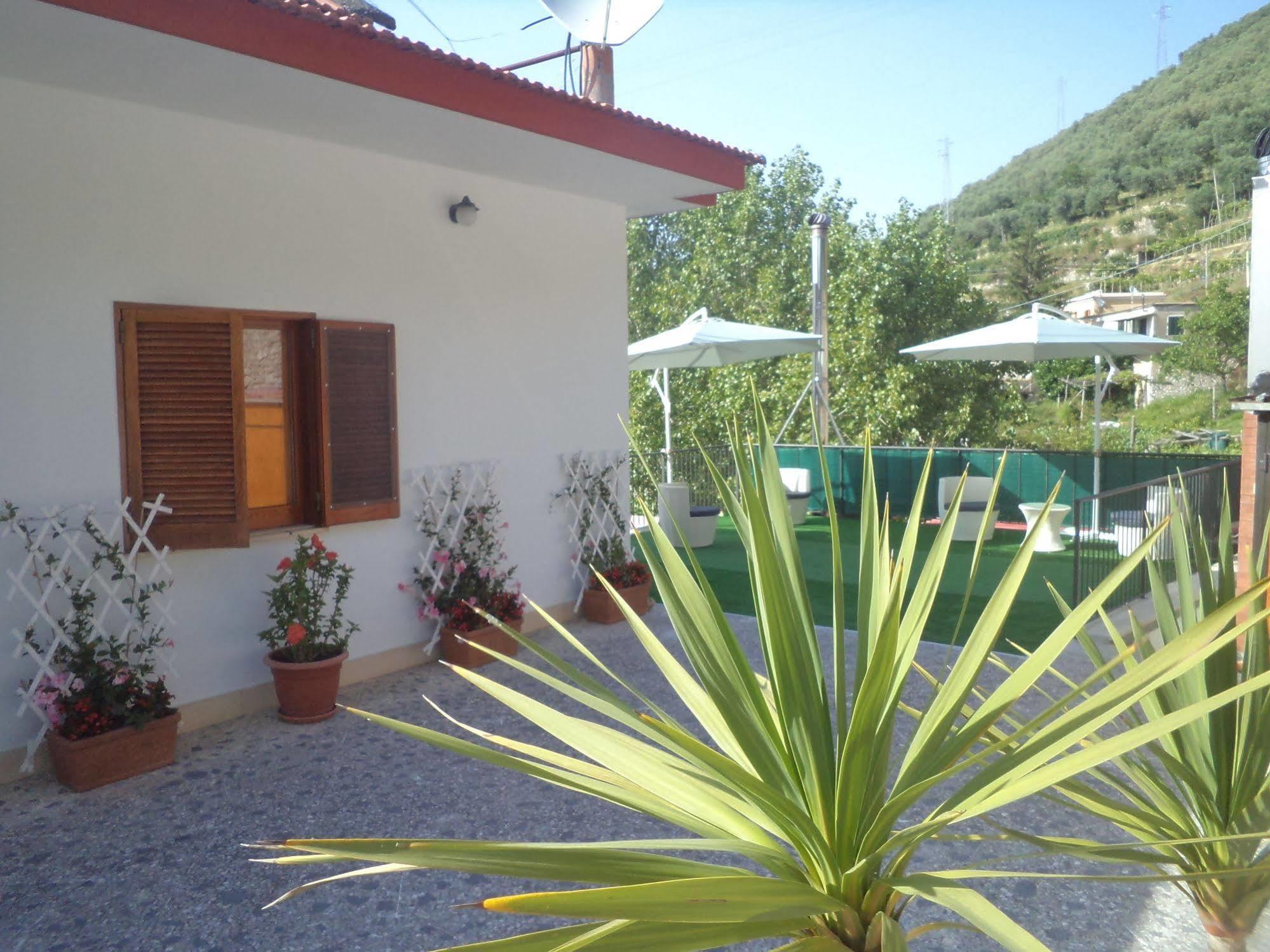Casa Vacanza Puntaferano Vico Equense Exterior photo