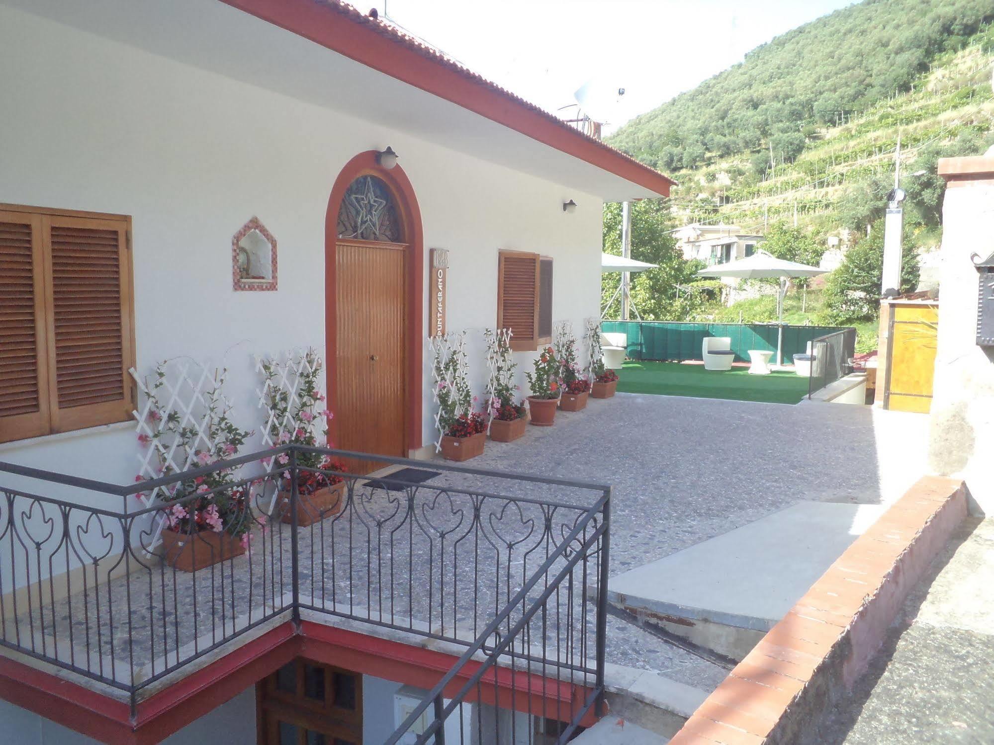 Casa Vacanza Puntaferano Vico Equense Exterior photo